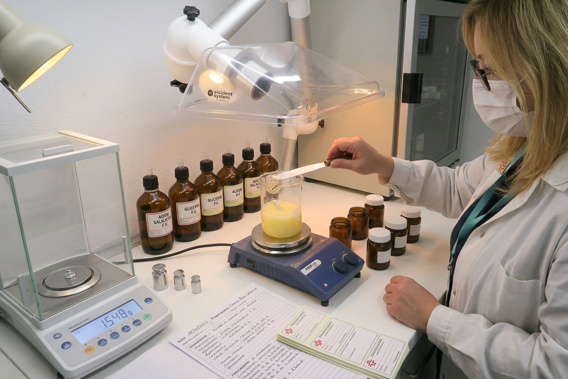 Farmacia_Montesano_servizi_Laboratorio-Galenico-2026